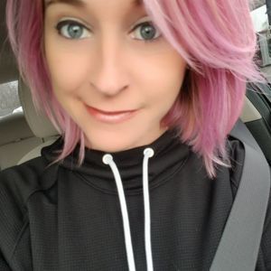 Meet your Posher, Casey